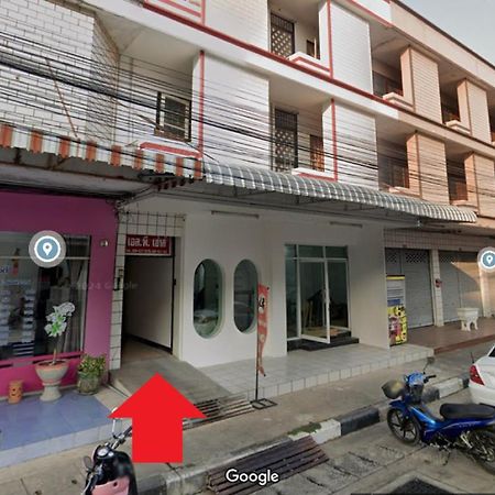 Sp House Roied Apartment ร้อยเอ็ด ภายนอก รูปภาพ