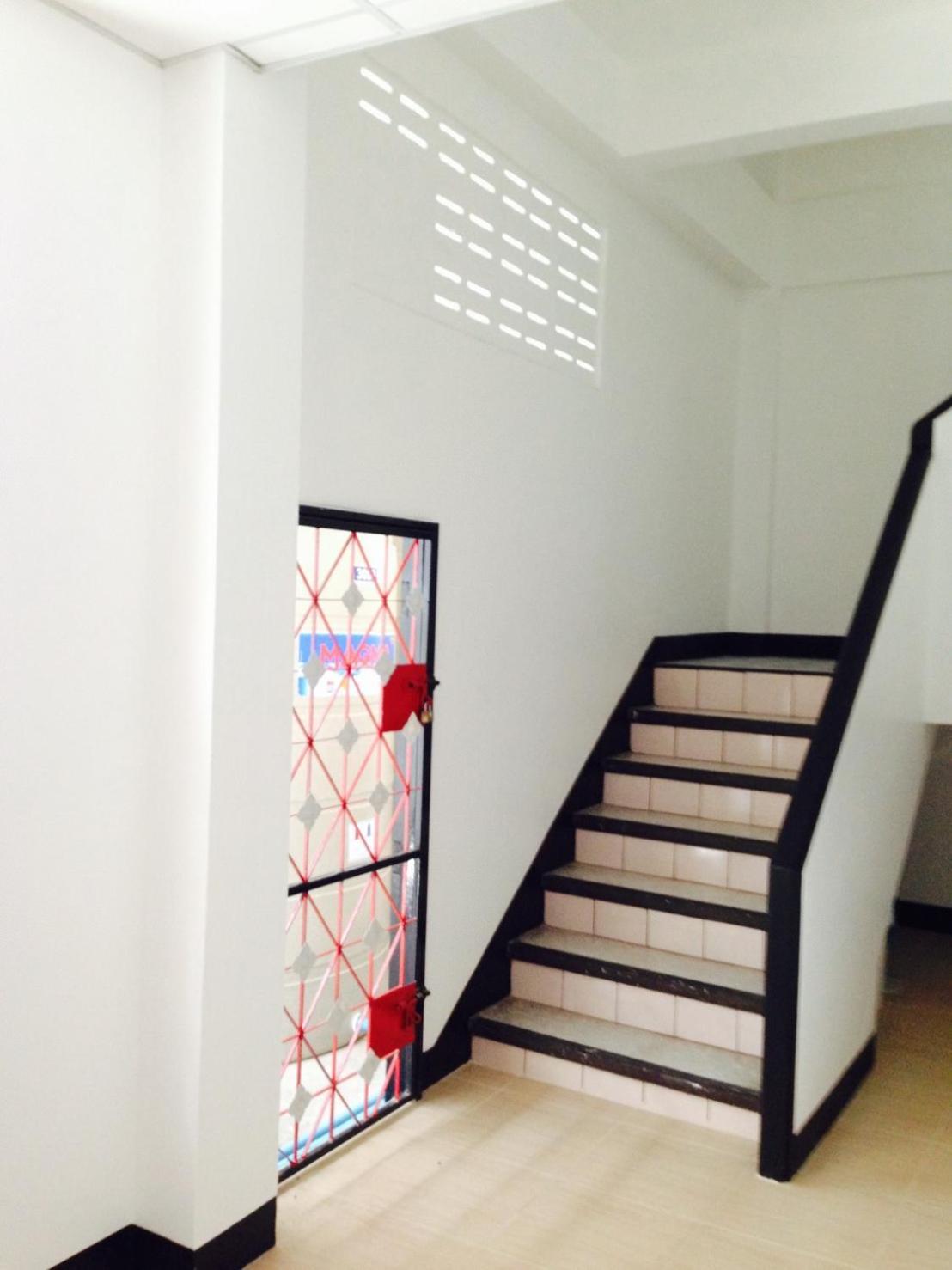 Sp House Roied Apartment ร้อยเอ็ด ภายนอก รูปภาพ